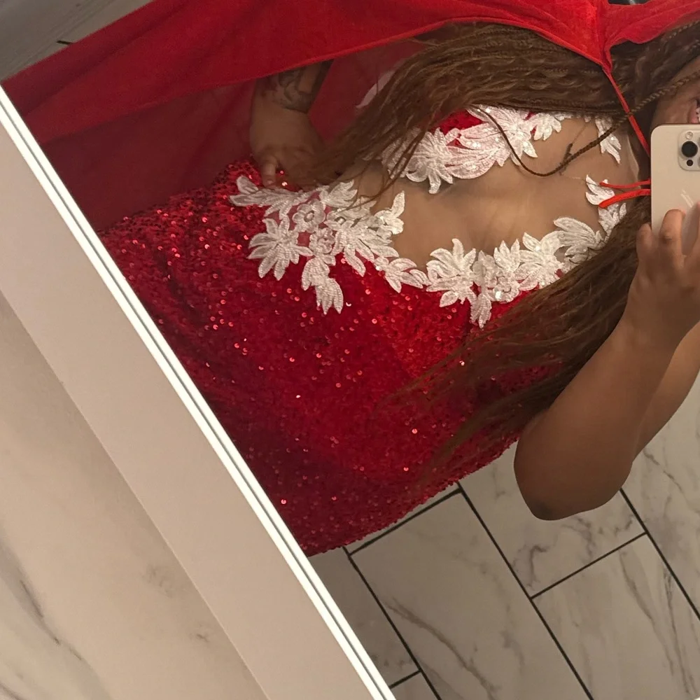 Red sequin & lace prom style dress - Picture 4 of 8